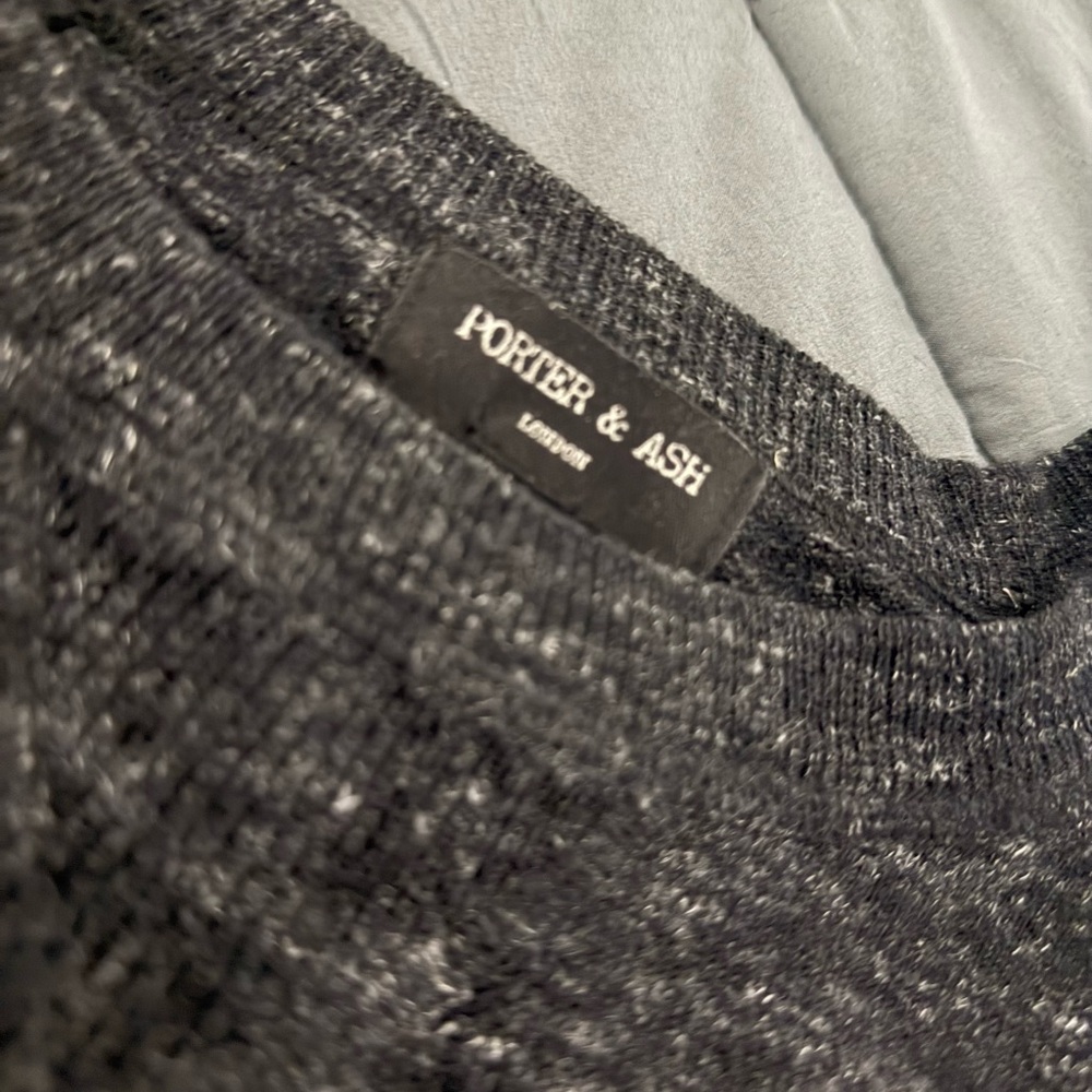 Porter & Ash Men's Long Sleeve Tee - Black